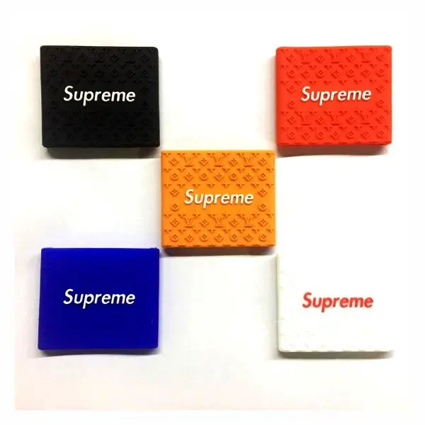 PORTA MAQUINA SUPREME MEDIANO ROJO ()