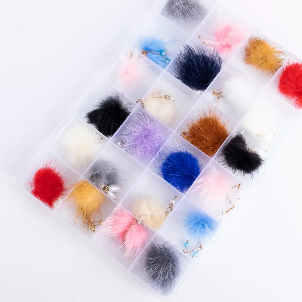 ACCESORIO DE UÑAS POMPON (24 UND - CAJA)